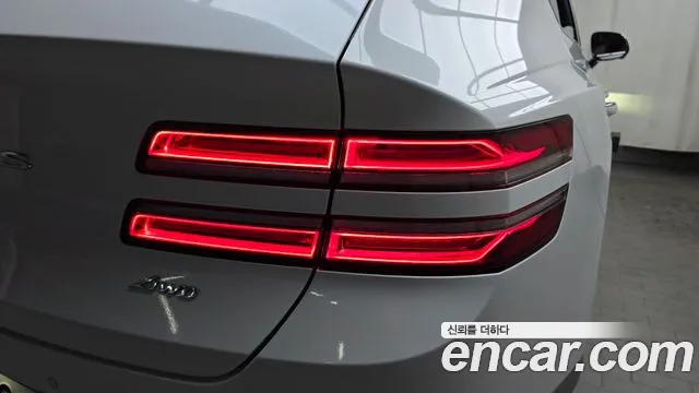 Genesis GV80 2.5T Бензин AWD — Фото автомобиля 22