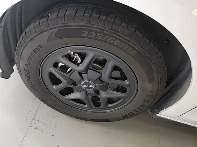BYD Seal 05 DM-i — Фото автомобиля 22