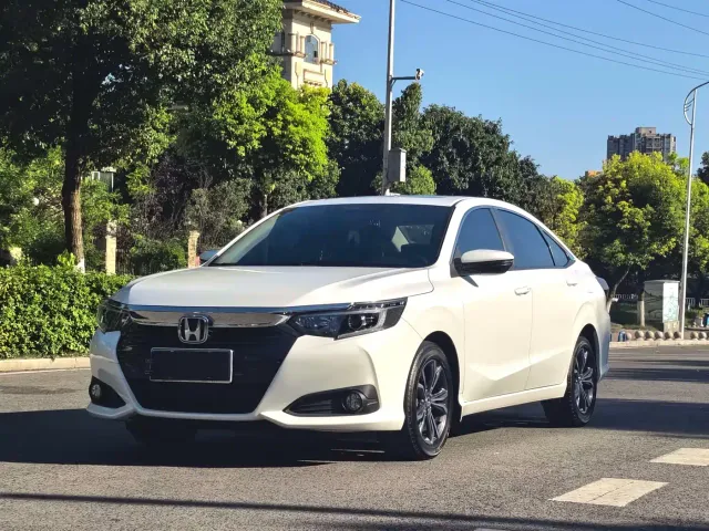 Фотография автомобиля — Honda Crider