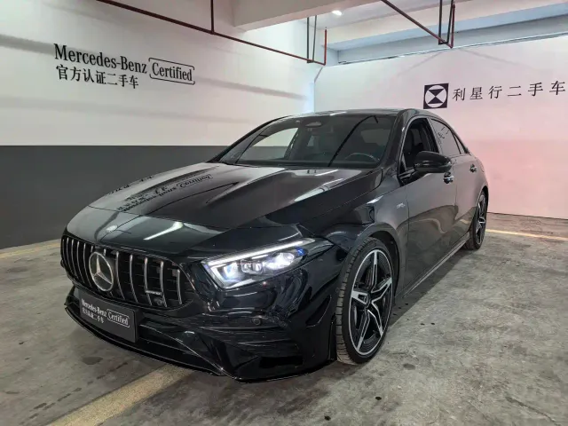 Фотография автомобиля — Mercedes-Benz A-Class AMG