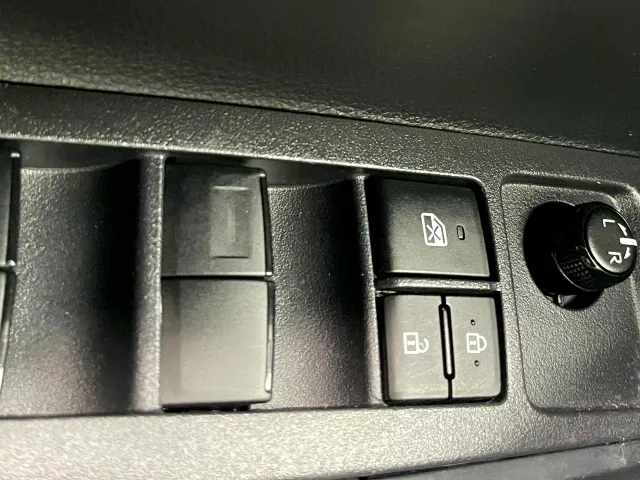 Toyota Corolla Cross — Фото автомобиля 13