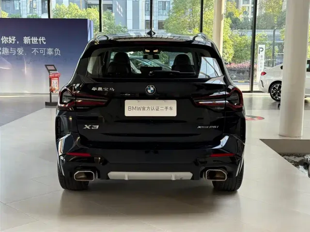 BMW X3 — Фото автомобиля 12