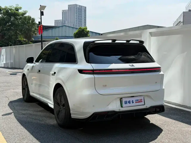 Li Auto L6 — Фото автомобиля 4