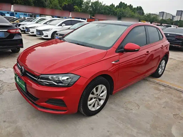 Фотография автомобиля — Volkswagen Polo