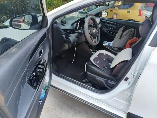 Toyota YARiS L Zhi Xuan — Фото автомобиля 12