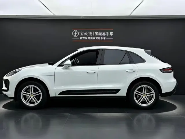 Porsche Macan — Фото автомобиля 4