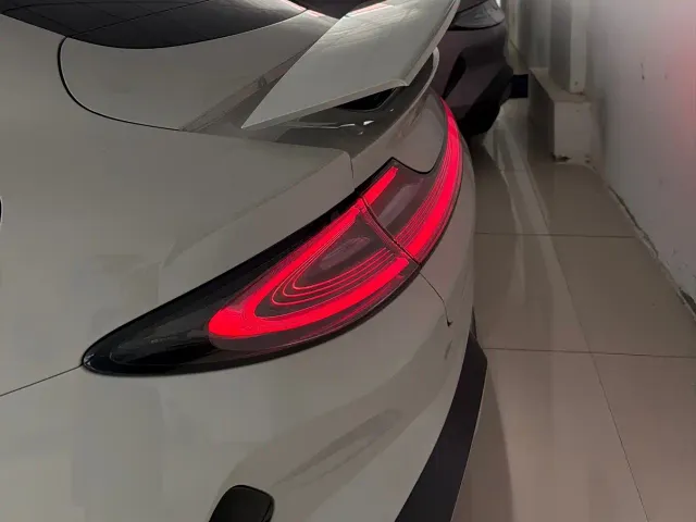 Xiaomi SU7 — Фото автомобиля 12