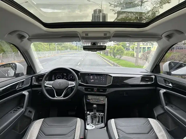 Volkswagen Tayron GTE Plug-in Hybrid — Фото автомобиля 13