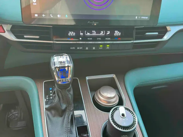 Toyota Sienna — Фото автомобиля 11