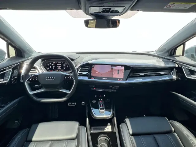 Audi Q4 e-tron — Фото автомобиля 10