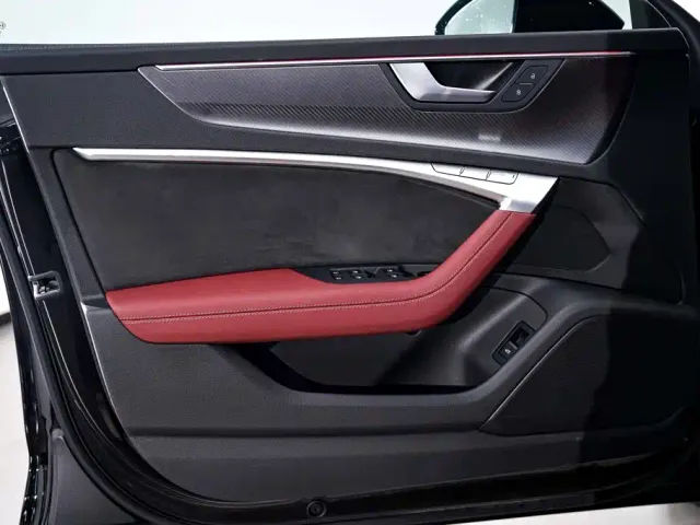 Audi A7L — Фото автомобиля 17