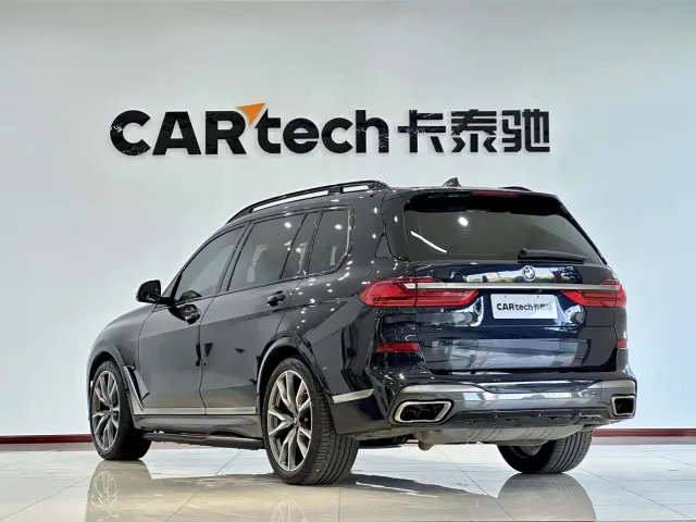 BMW X7 — Фото автомобиля 26