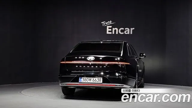 Hyundai Grandeur GN7 — Фото автомобиля 4