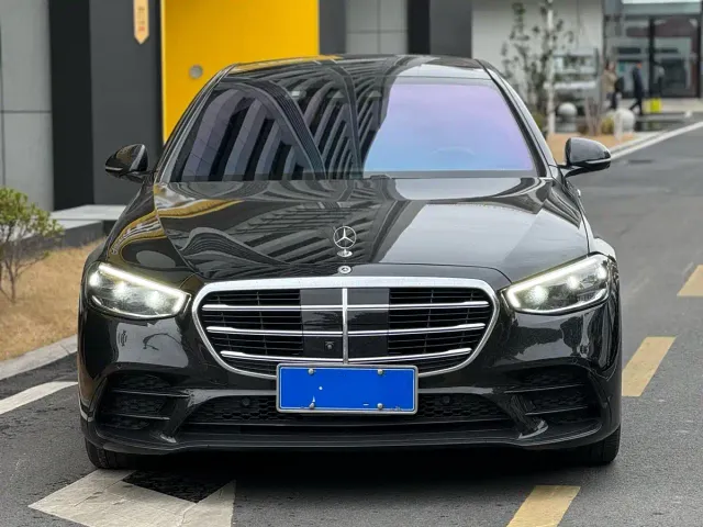 Mercedes-Benz S-Class — Фото автомобиля 4