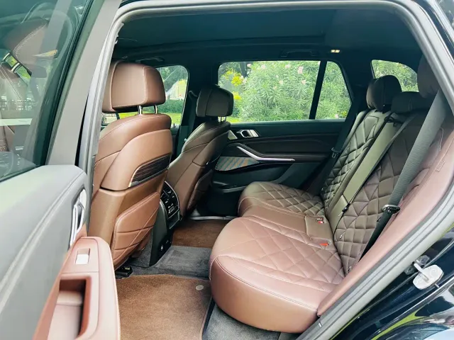 BMW X5 — Фото автомобиля 12