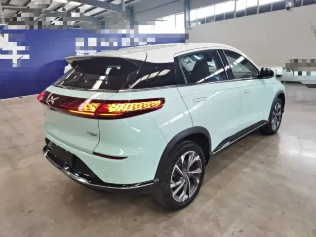 Xpeng G3 — Фото автомобиля 6