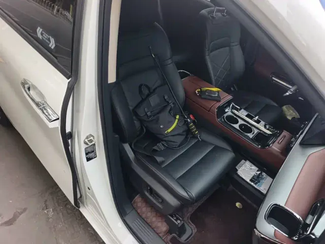GAC Trumpchi E8 — Фото автомобиля 24