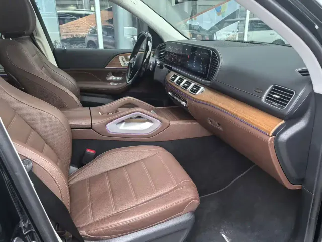 Mercedes-Benz GLS-Class — Фото автомобиля 4