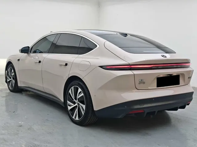 Nio ET5 — Фото автомобиля 9