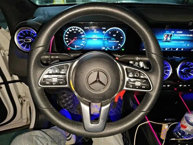 Mercedes-Benz Mercedes-Benz GLB 2023 GLB 220 Dynamic — Фото автомобиля 6