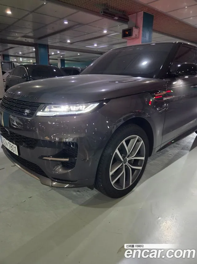 Фотография автомобиля — Land Rover Range Rover Sport
