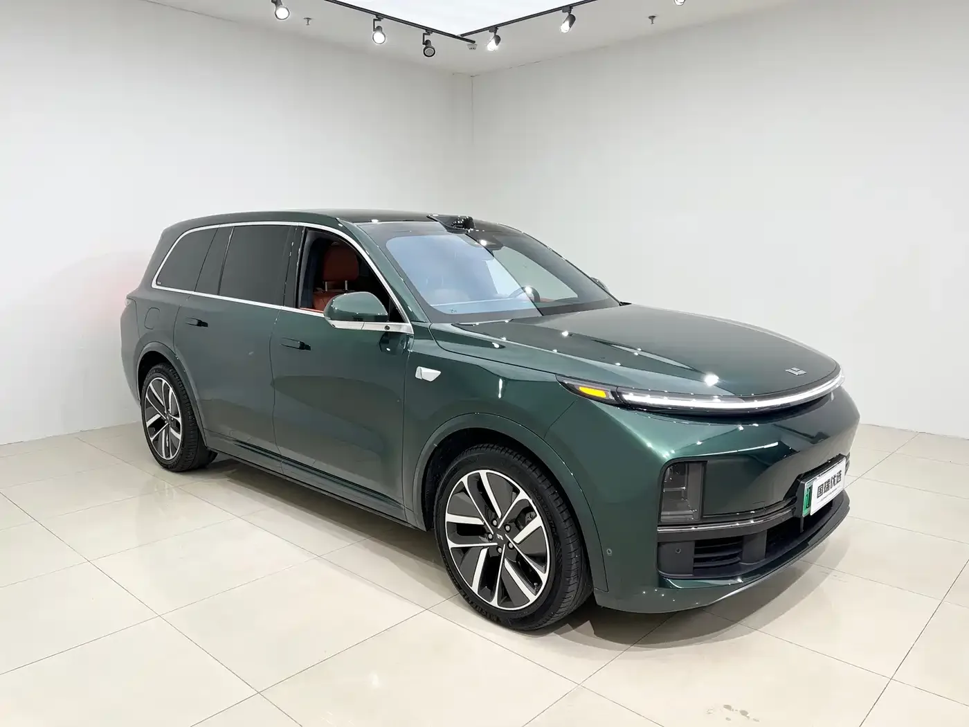 Li Auto Li Xiang L9 2024 Model Ultra — Фото автомобиля 3