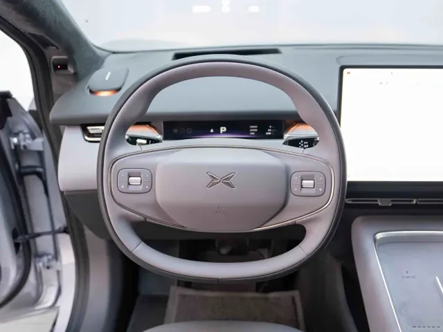 Xpeng P7+ — Фото автомобиля 13