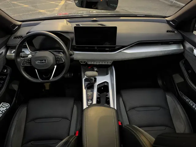 Geely Xingrui — Фото автомобиля 5