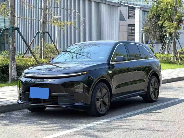Фотография автомобиля — Li Auto L6