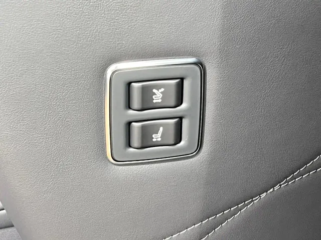 Toyota Alphard — Фото автомобиля 16