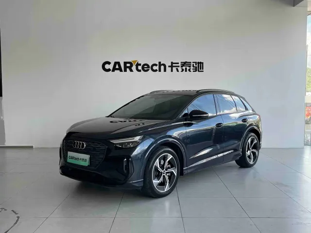 Фотография автомобиля — Audi Q4 e-tron
