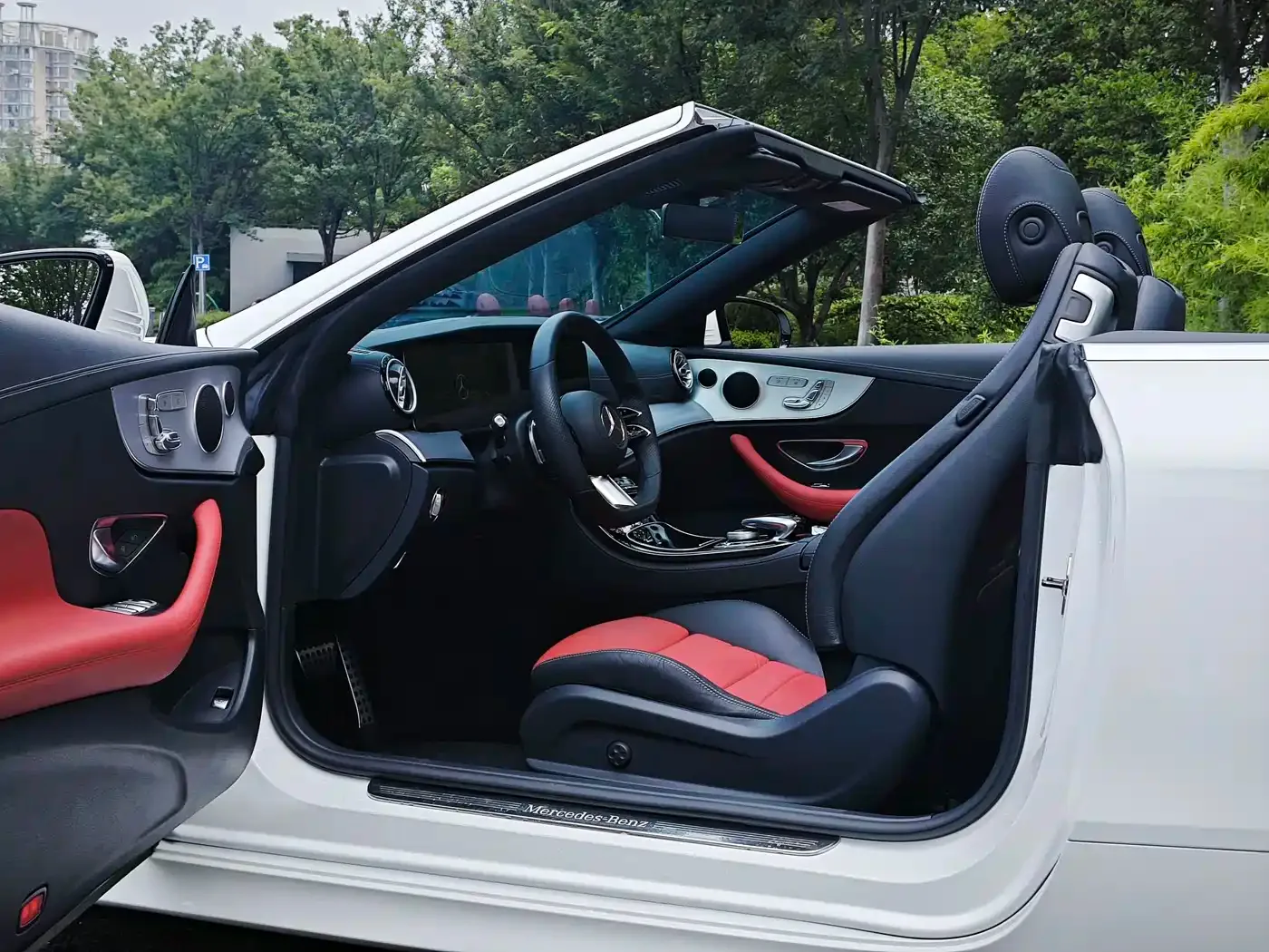 Mercedes-Benz Mercedes-Benz E-Class (Import) 2021 Facelift E 260 Convertible — Фото автомобиля 12