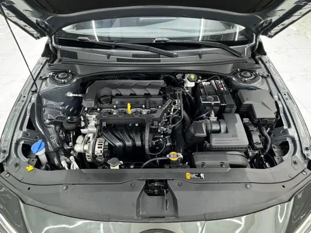 Hyundai Elantra — Фото автомобиля 17