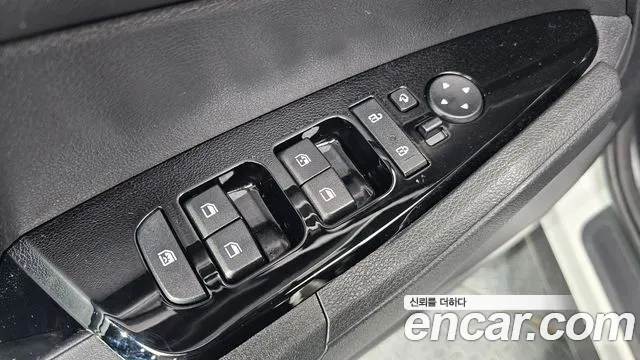 Kia Sportage Sportage 5-е поколение Дизель 2.0 2WD — Фото автомобиля 16