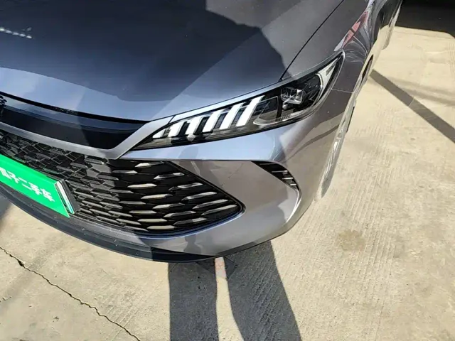 BYD Qin PLUS — Фото автомобиля 23