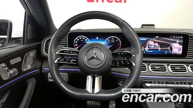 Mercedes-Benz GLE-Class — Фото автомобиля 12