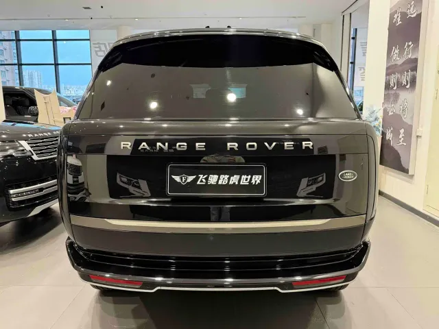 Land Rover Range Rover — Фото автомобиля 23