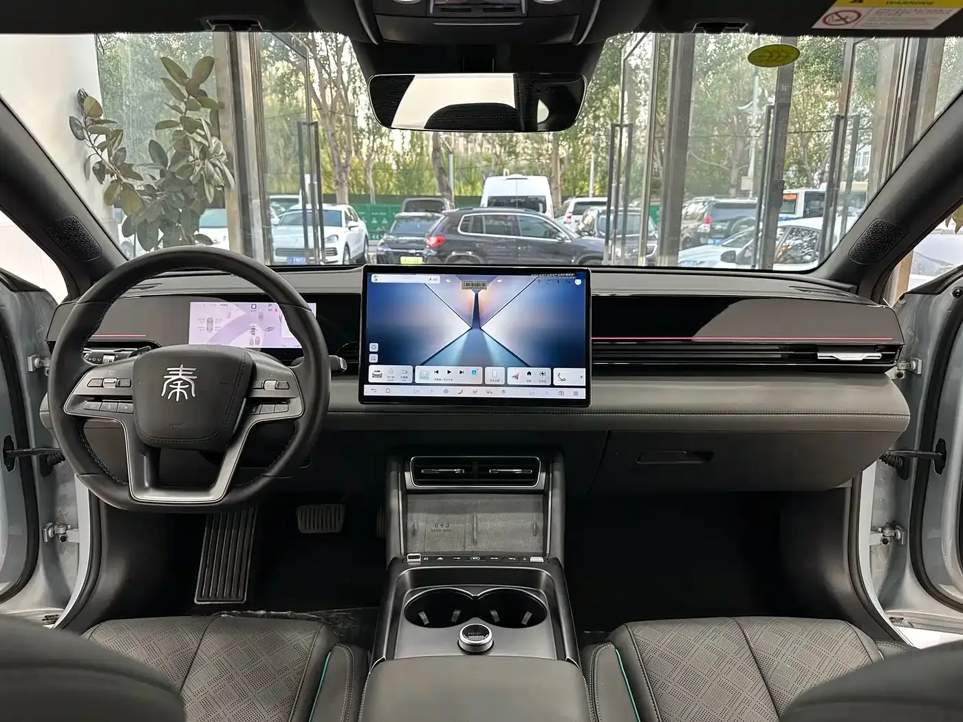 BYD Qin L 2025 Model EV 545KM Excellence Edition — Фото автомобиля 13