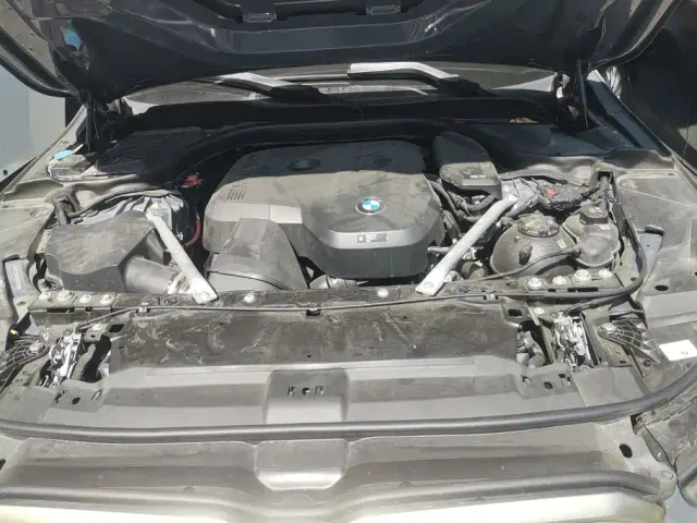 BMW 5 Series — Фото автомобиля 10