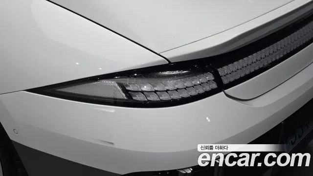 Hyundai Ioniq 6 — Фото автомобиля 8