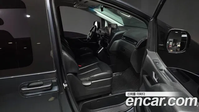 Hyundai Staria — Фото автомобиля 11