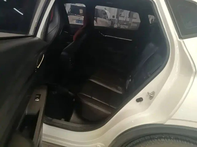 Changan X5 Plus — Фото автомобиля 16