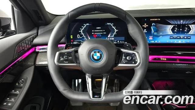 BMW 5-Series 5 серия (G60) — Фото автомобиля 13