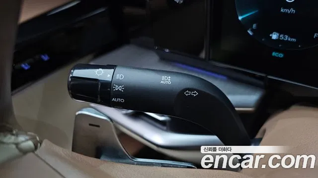 Hyundai Grandeur Grandeur (GN7) 2.5 Бензин 2WD — Фото автомобиля 25