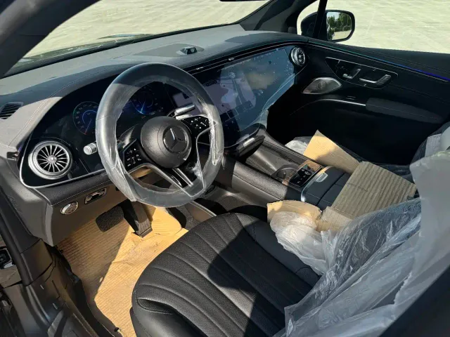 Mercedes-Benz EQS SUV — Фото автомобиля 7