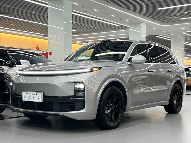 Фотография автомобиля — Li Auto L8