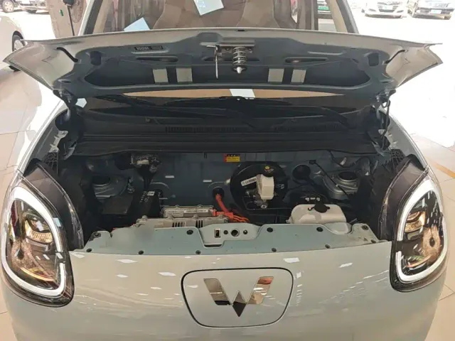 Wuling Hongguang Mini EV — Фото автомобиля 19
