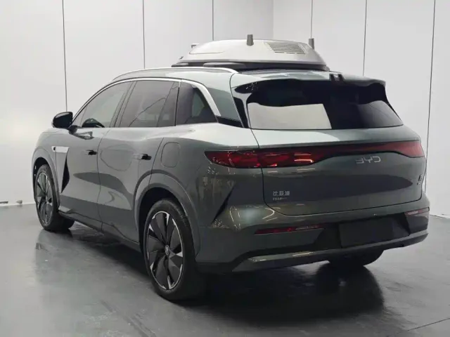 BYD Tang L — Фото автомобиля 4