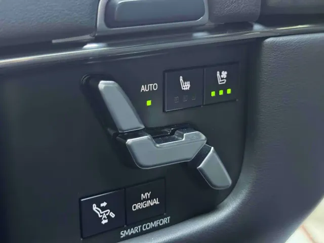 Toyota Vellfire — Фото автомобиля 13