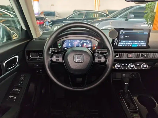 Honda Civic — Фото автомобиля 10